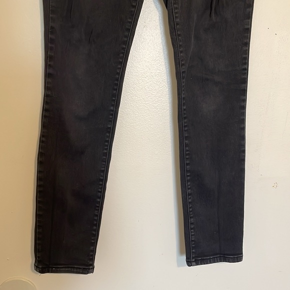 Refuge | Black Skinny Jeans - Picture 5 of 5